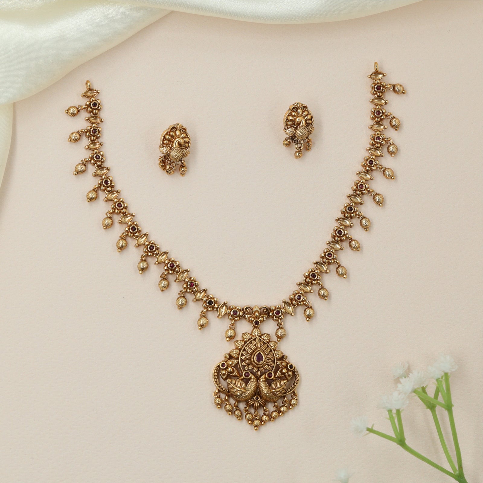 Royal Peacock Antique Necklace with Hanging Drop Pendant Detailing