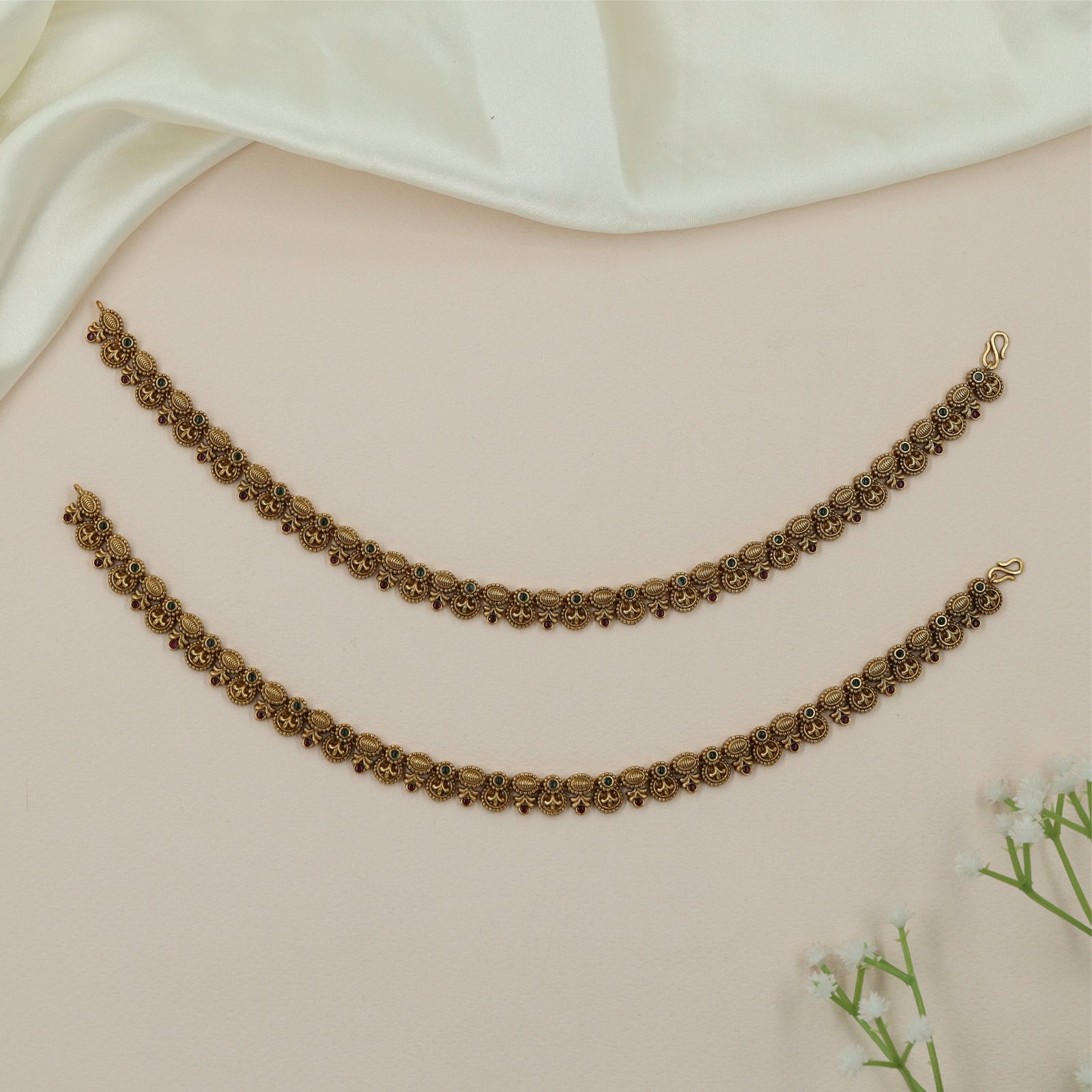 Embossed Medallion Antique Payal with Textured Border Styling