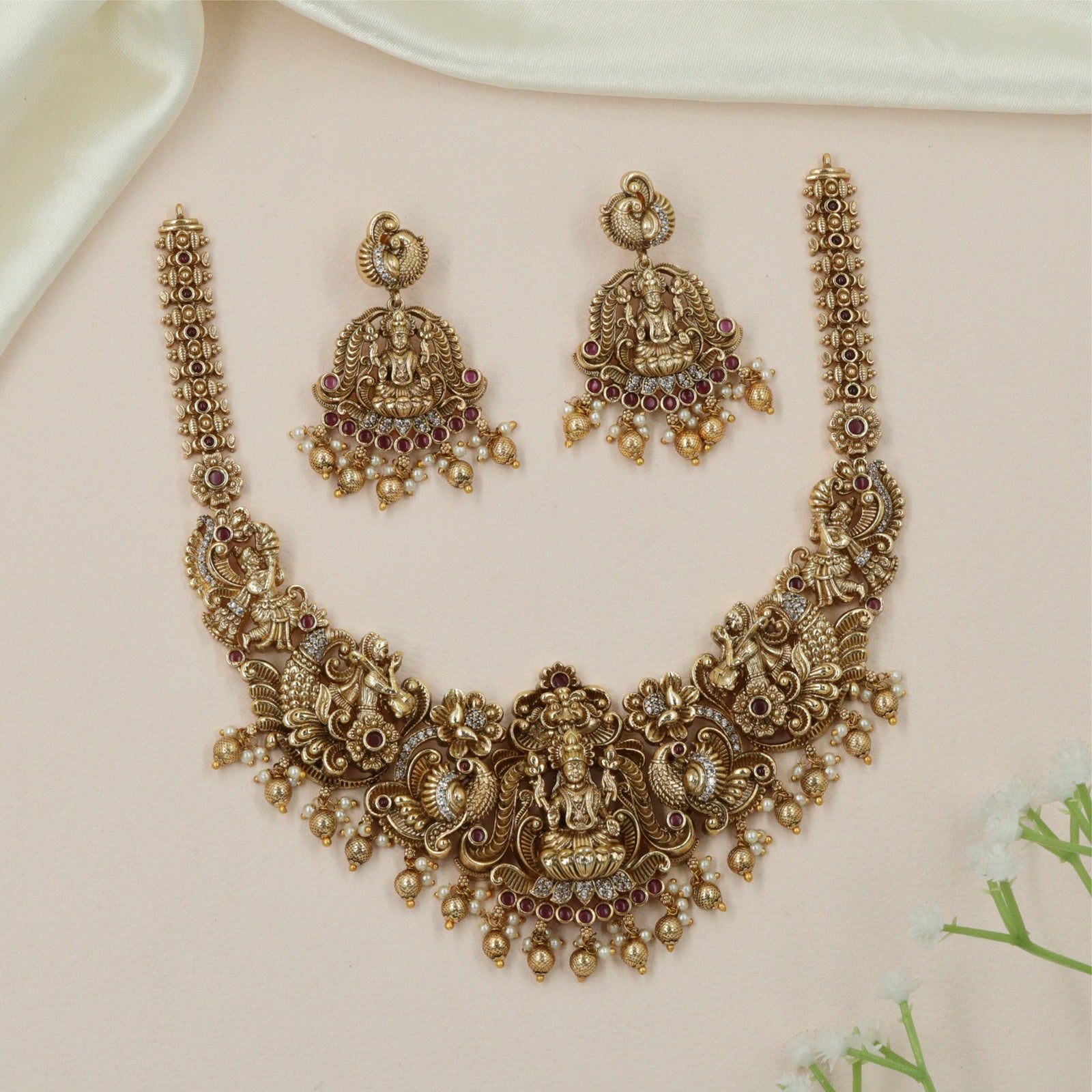 Sculpted Lakshmi Antique Necklace with Floral Arch Panels