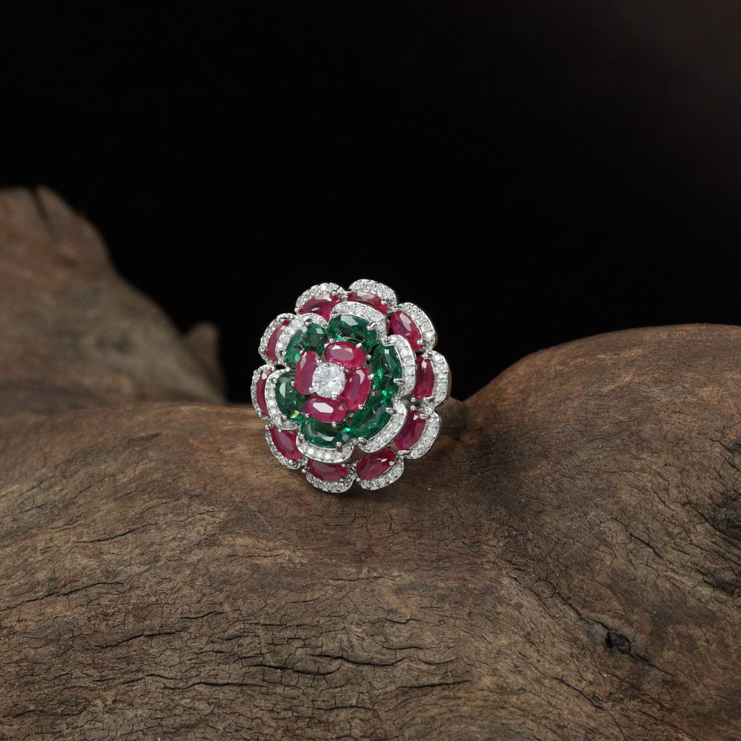 Garden Bloom Finger Ring with Raised Circular Layout