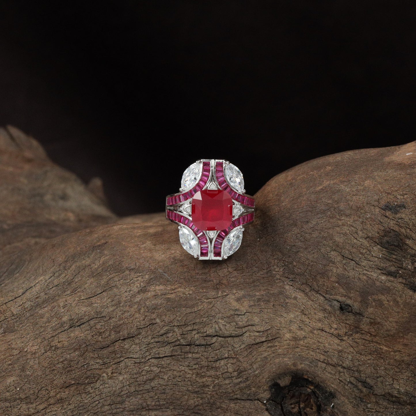 Contour dualâ€‘tone array finger ring arrangement emphasizing symmetry