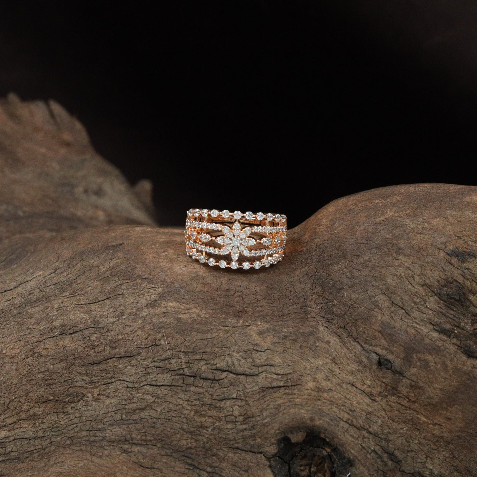 Blaze Grid Finger Ring with Multi Row Border Layout