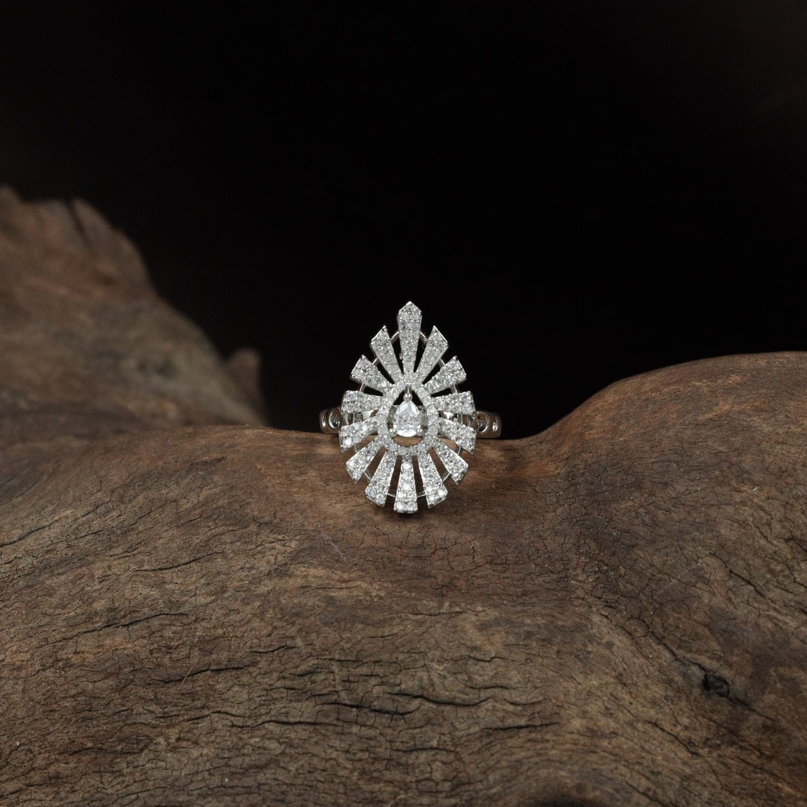 Crescent Crown Finger Ring with Tapered Floral Design