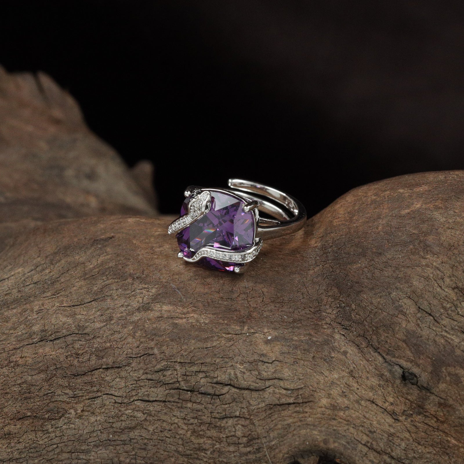 Royal Snake Coil Finger Ring with Raised Oval Centre Frame