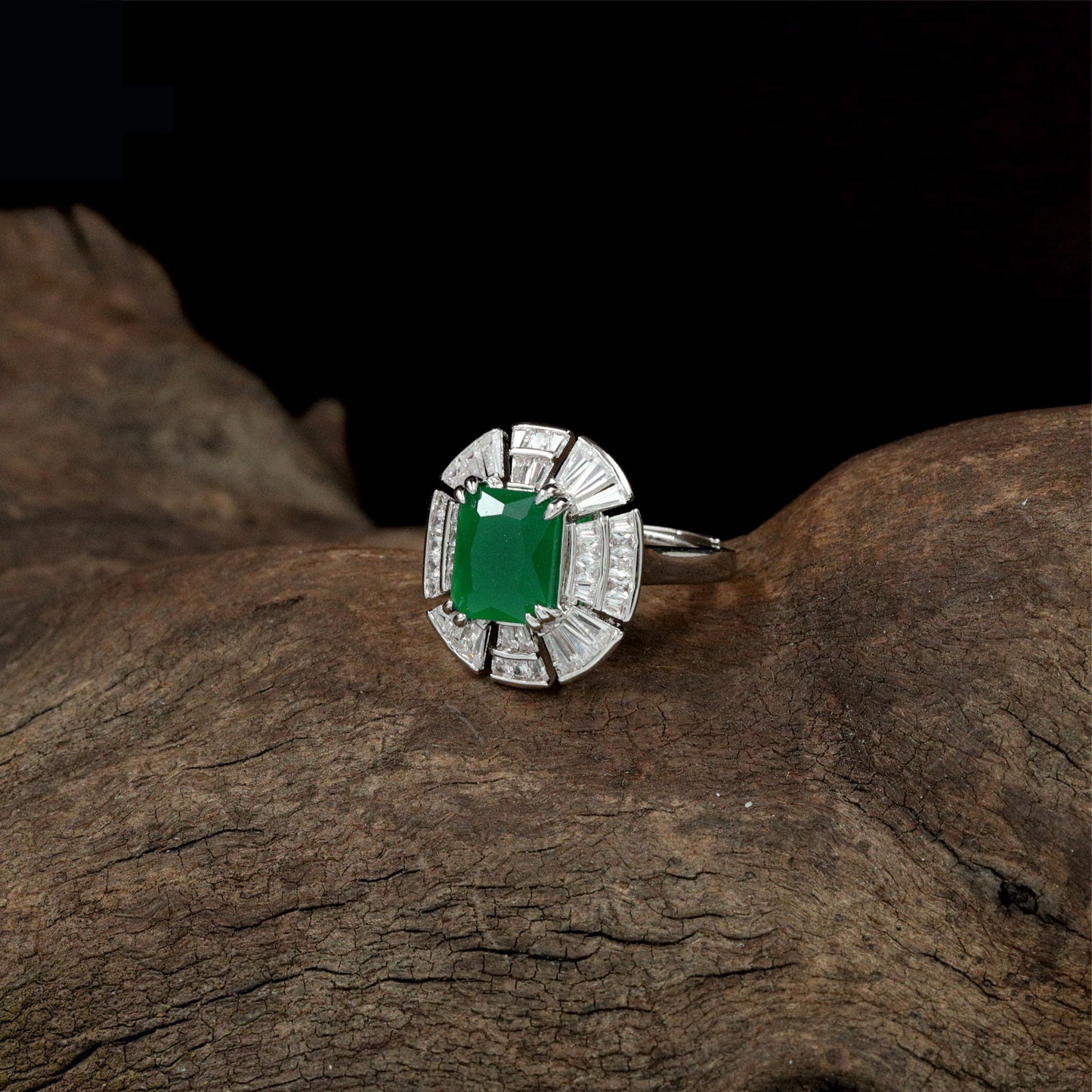 Premium Rhodium Finger Ring Designed Around a Bold Centre with Symmetrical Segmented Details