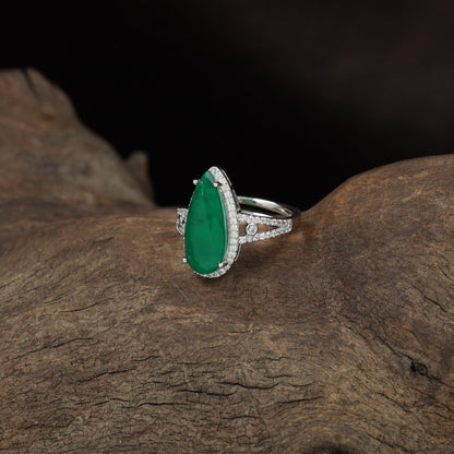Signature Pear Crest Finger Ring with Polished Band Finish