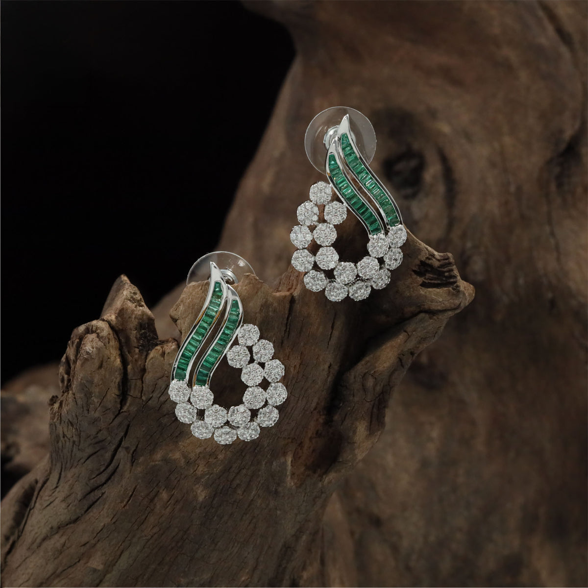 Rhodium Studs Featuring An Ornamental Openwork Form
