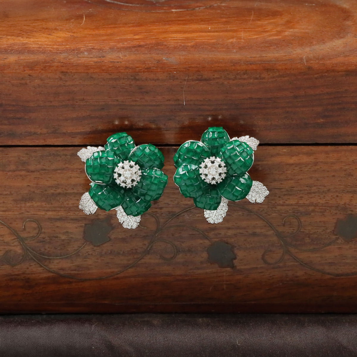 Grand blossom Rhodium Studs with a dimensional arrangement