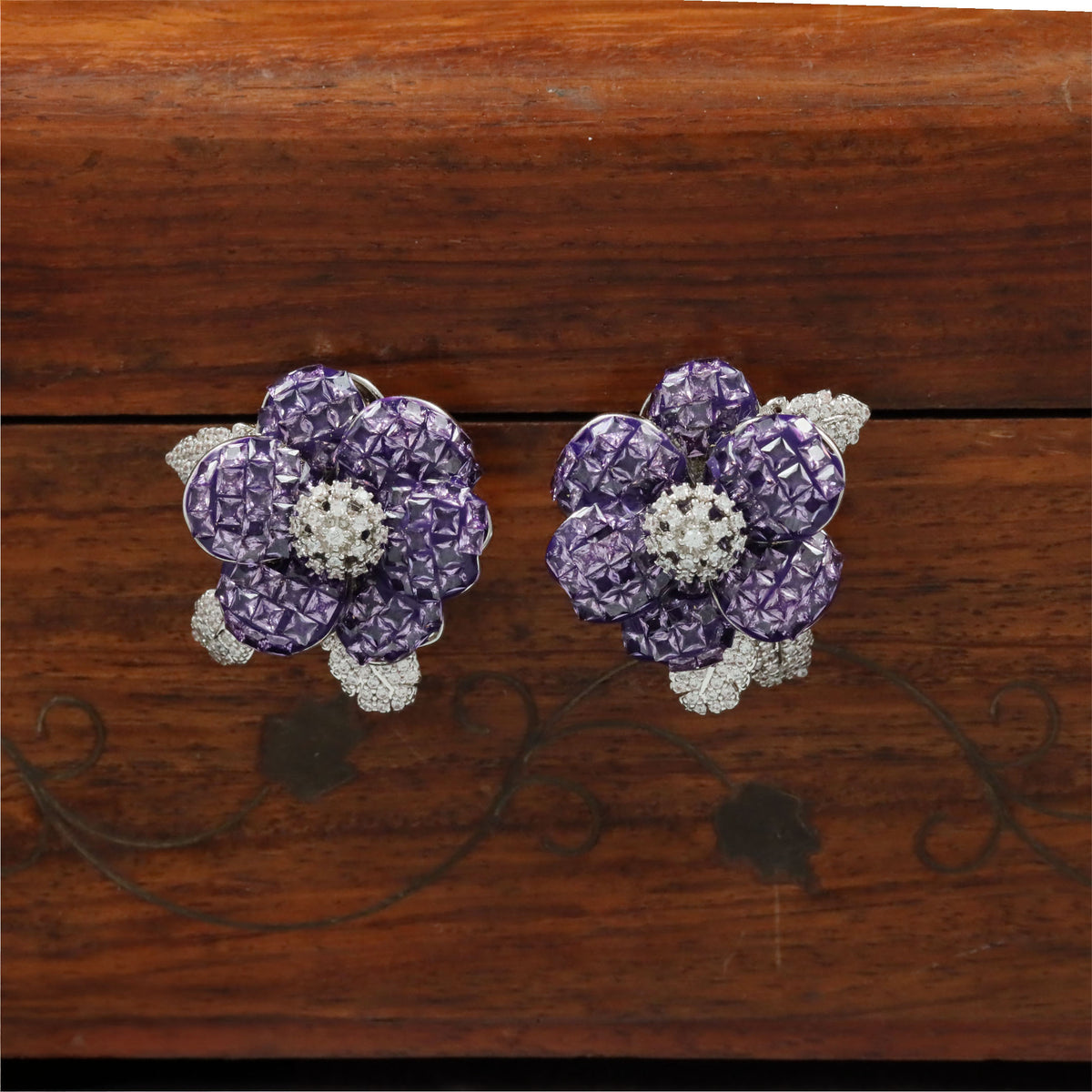 Grand blossom Rhodium Studs with a dimensional arrangement