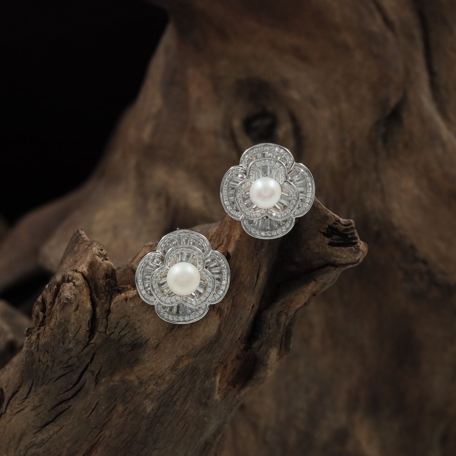 Blossom Stud with Pearl Centre Floral Styling