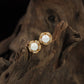 Fiorelle Border Stud with Pearl Centre Arrangement