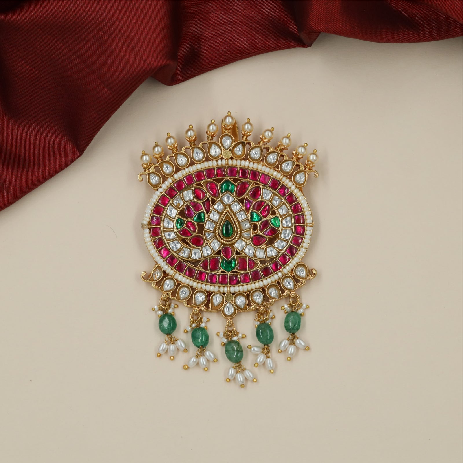 Luxury Pearl Edge Jadau Pendant with Cascading Drop Hangings