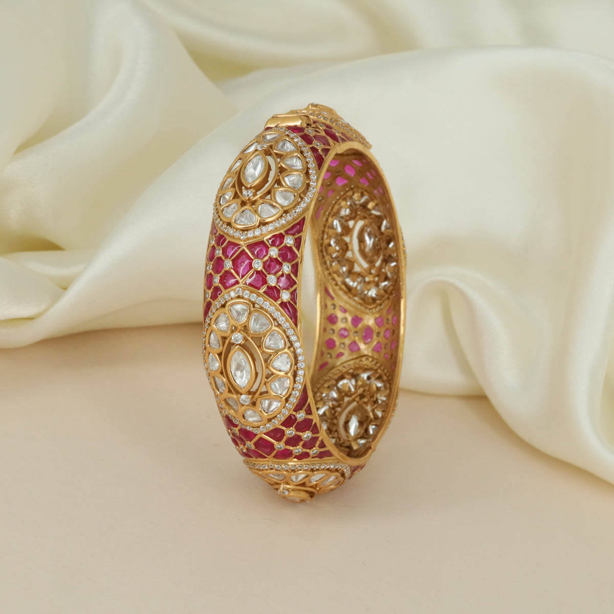 Sunburst Oval Kundan Kada with Floral Grid Detailing