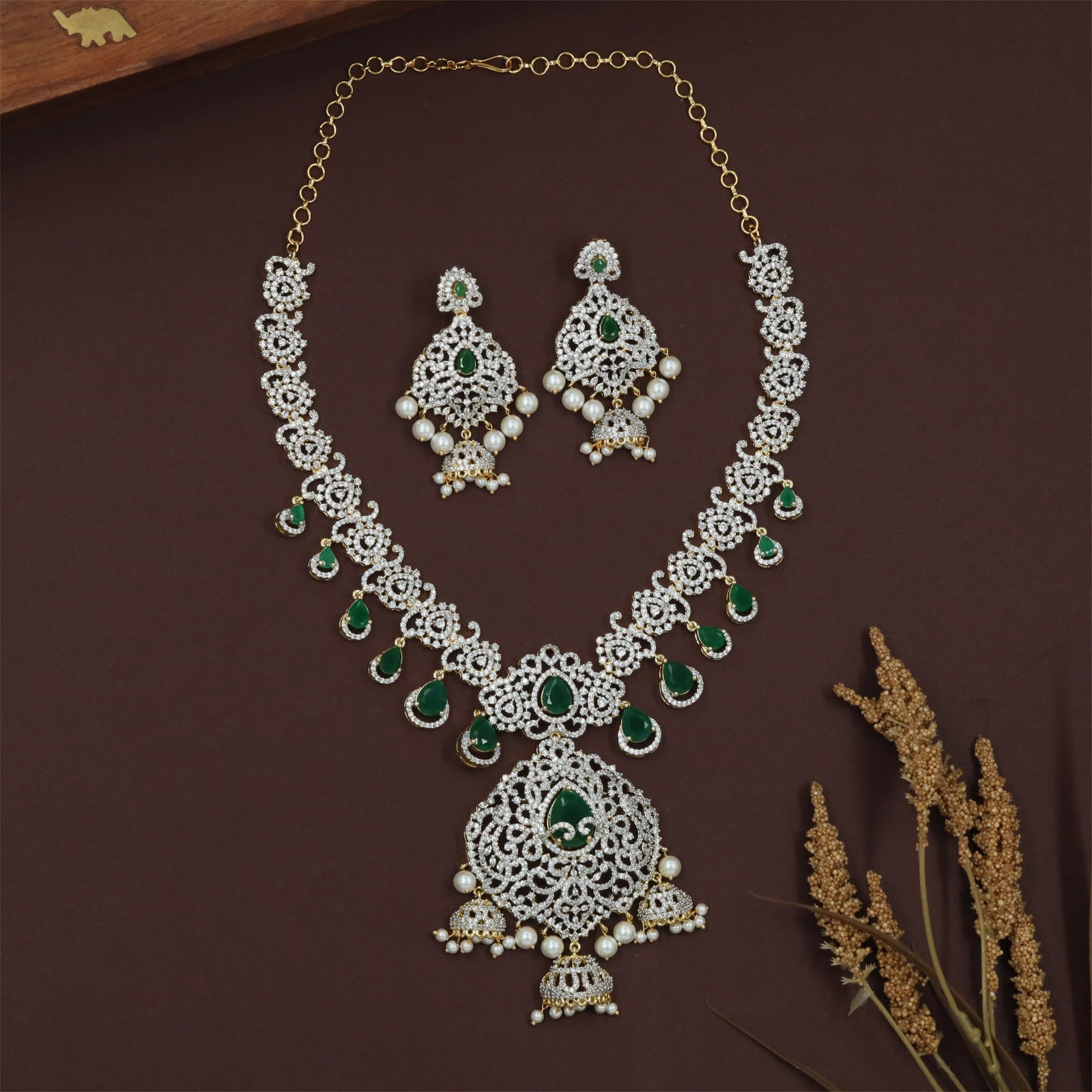 Grandeur Gj Necklace with Circular Border Sections and Hanging Drop Detailing