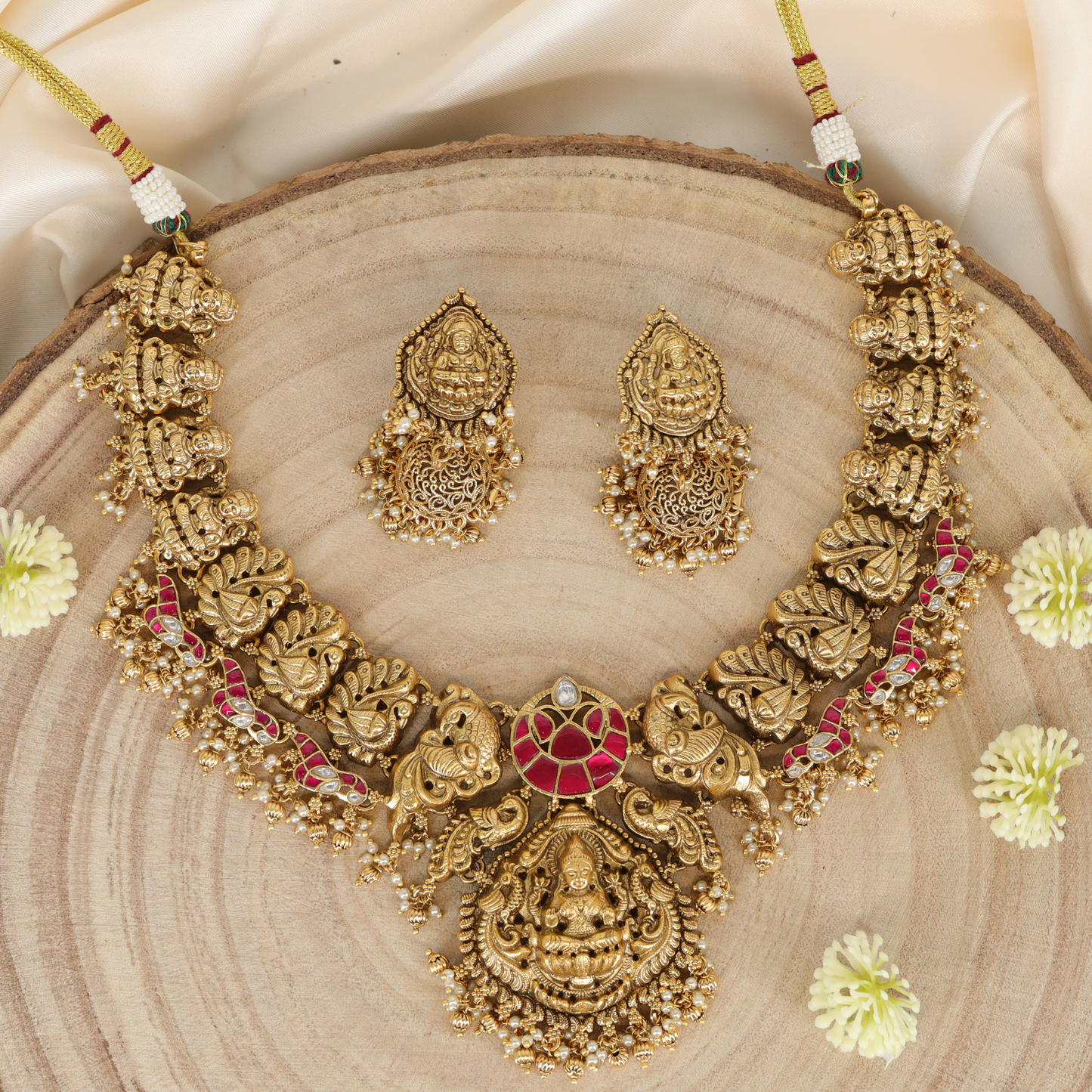 Antique Necklace Y101451