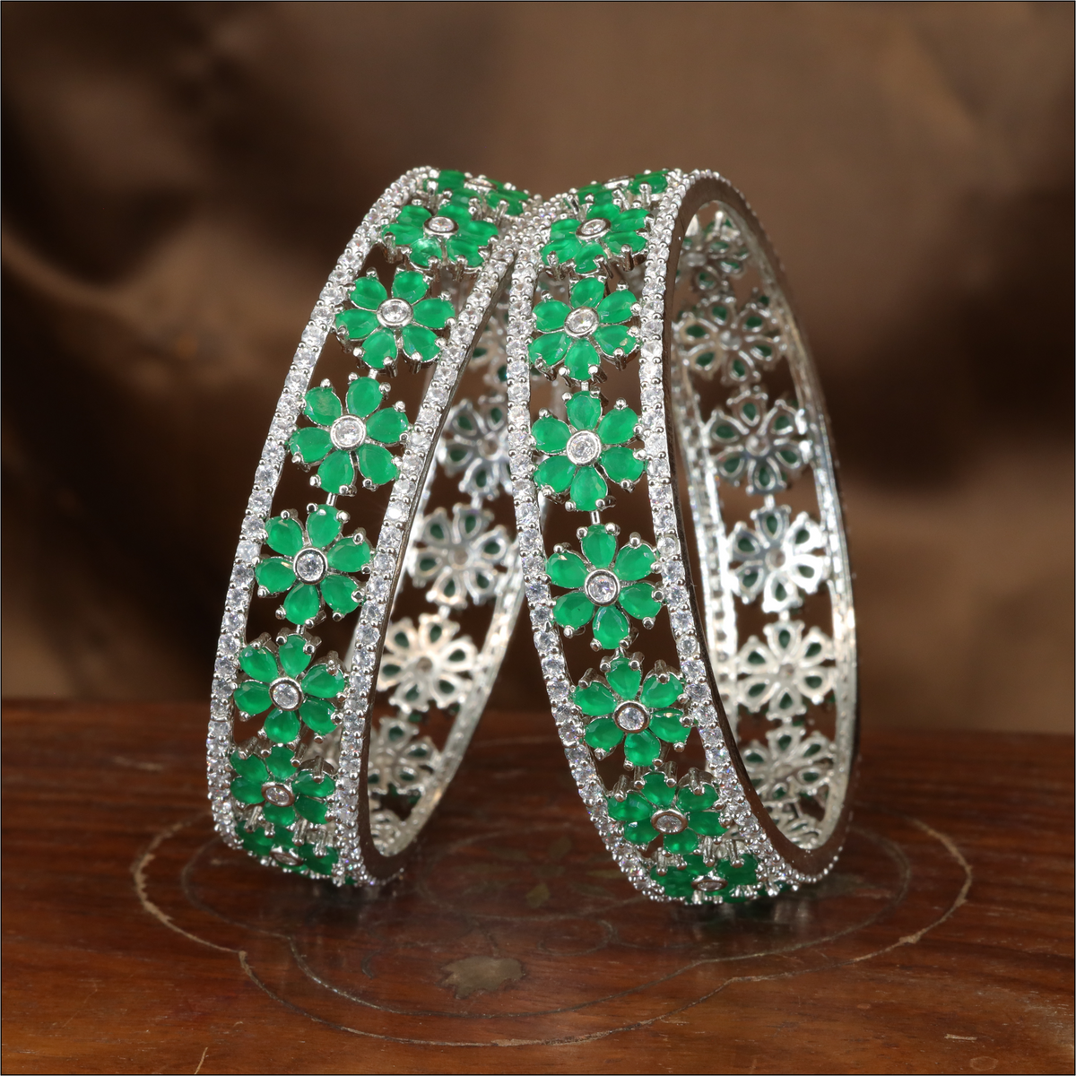 Radiant Daisy Pattern Rhodium Bangles with Sparkling Border Edges