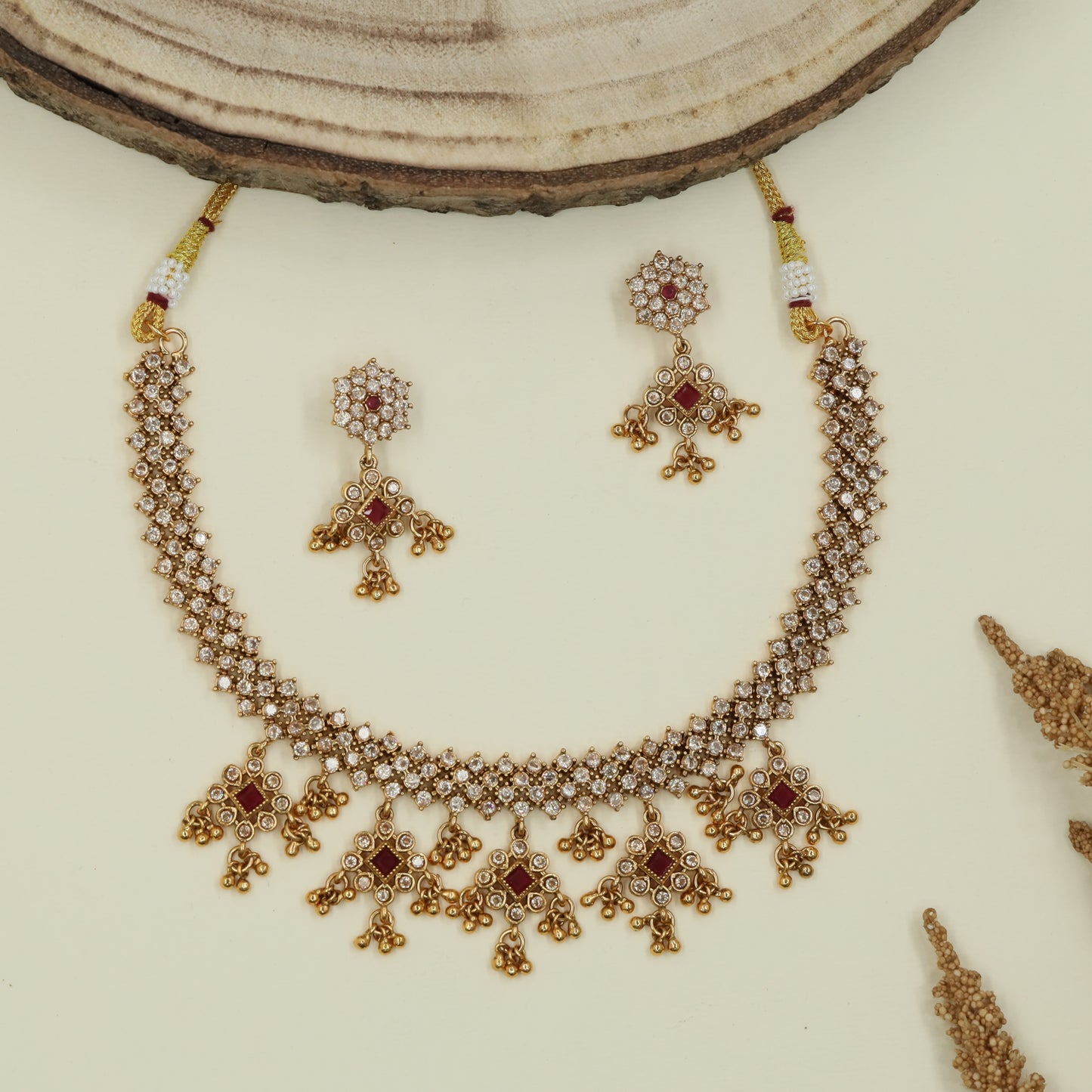 Lattice fringe antique necklace with compact grid band and clustered drop hangings