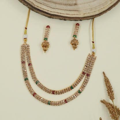 Double chain antique necklace with leaf links and parallel strand layout